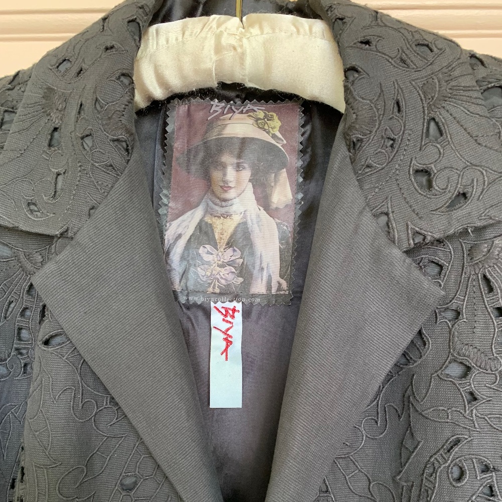 Biya by Johnny Was Dark Gray Linen & Silk Lined knee length coat